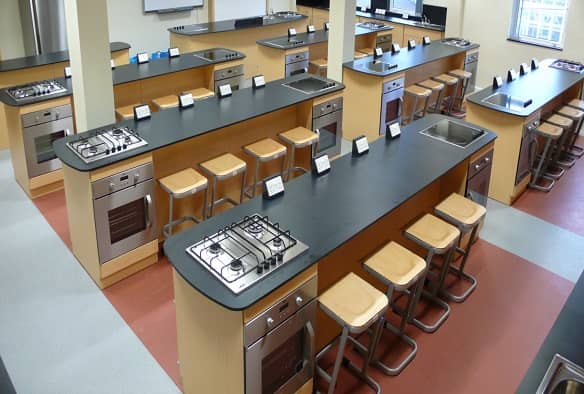 高校實驗室建設(shè)規(guī)劃的關(guān)鍵要點分析