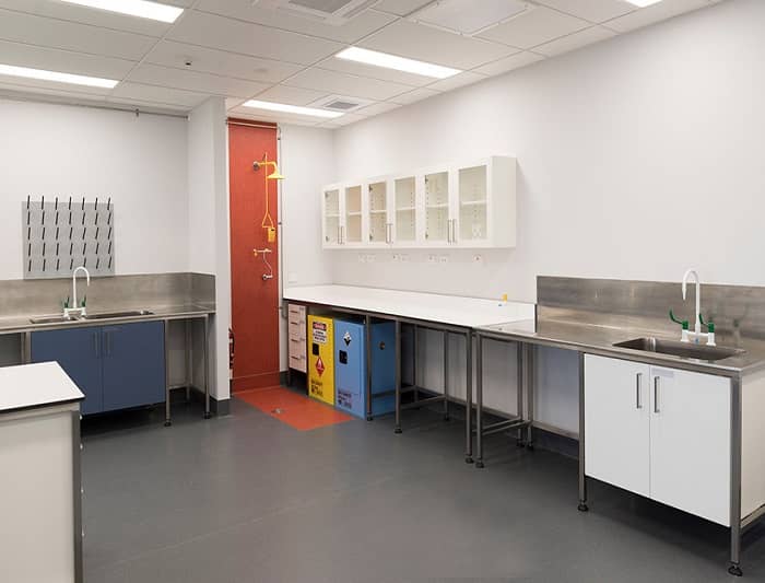 廣州實驗室裝修公司總結(jié)食品理化實驗室建設(shè)要點