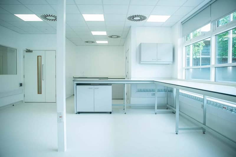 萬級潔凈實驗室裝修設計
