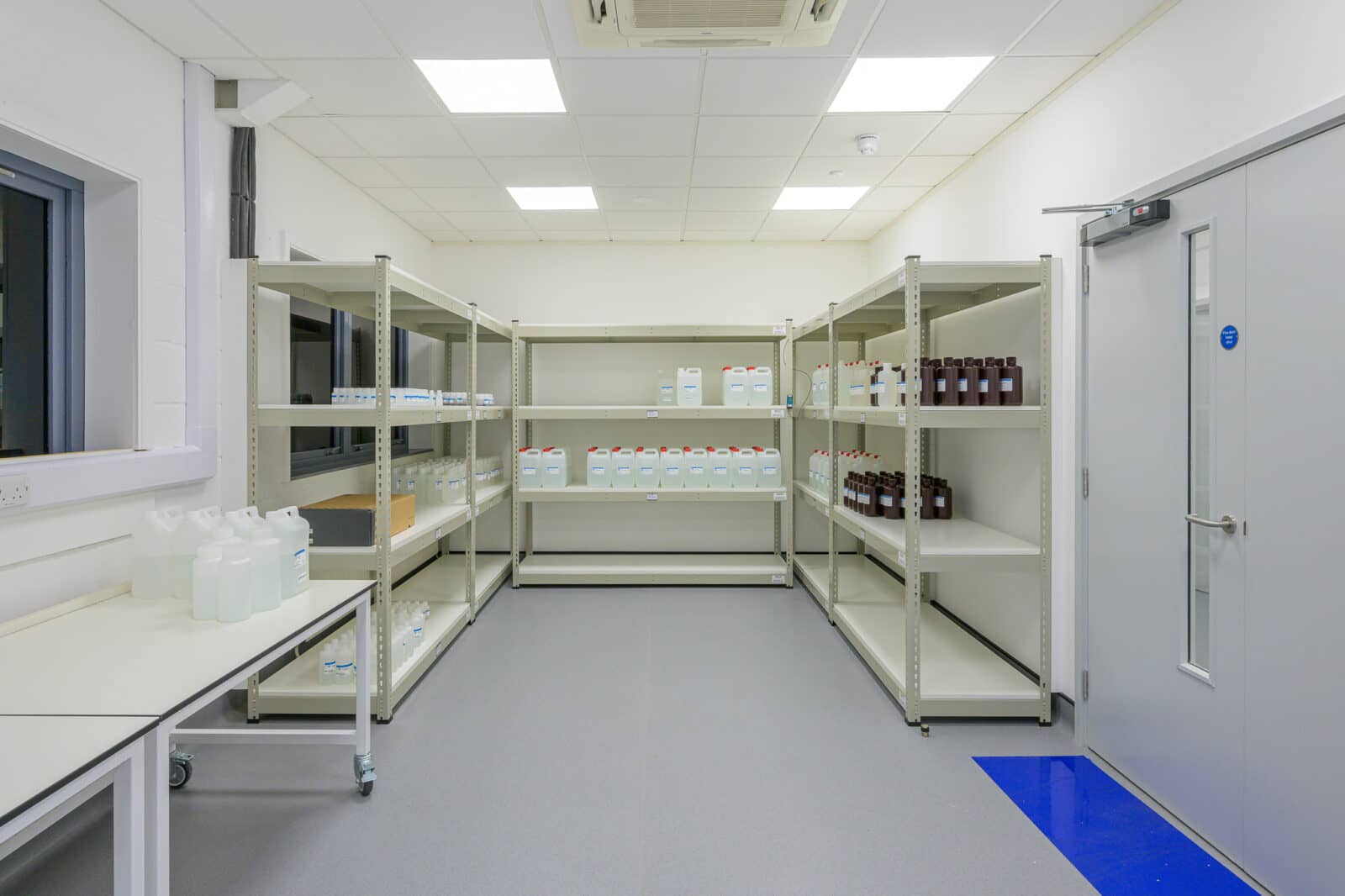 產(chǎn)品質(zhì)量檢測實驗室裝修結(jié)構(gòu)要求