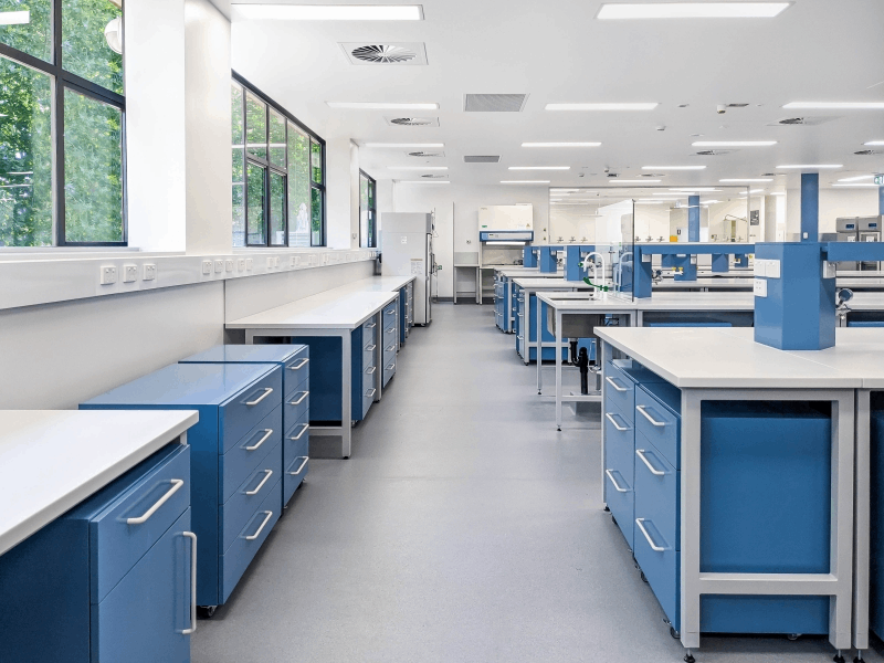 專(zhuān)業(yè)視角下的實(shí)驗(yàn)室裝修：PCR實(shí)驗(yàn)室的規(guī)劃與工程
